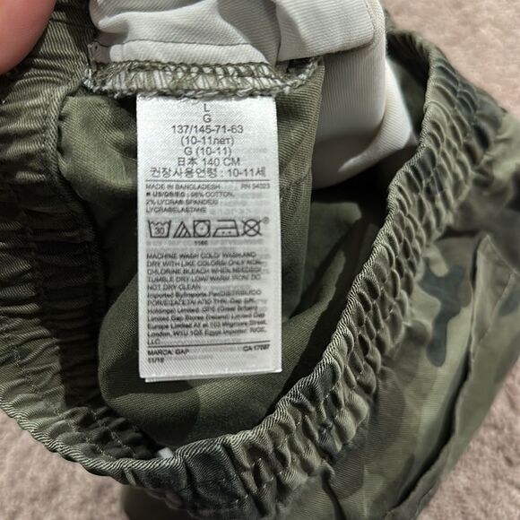 Gap Kids size 10 shorts NWT Camo! - Picture 4 of 7